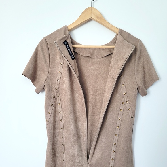 Lord & Taylor Western Shift Dress‎ Faux Suede Tan Gold Studs Short Sleeve Small - Picture 9 of 15
